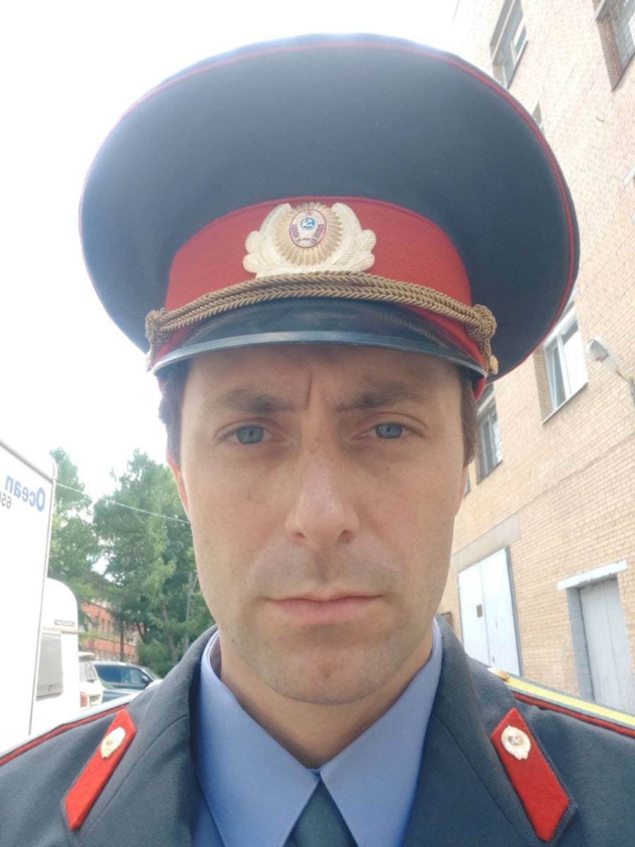 Артем #3593