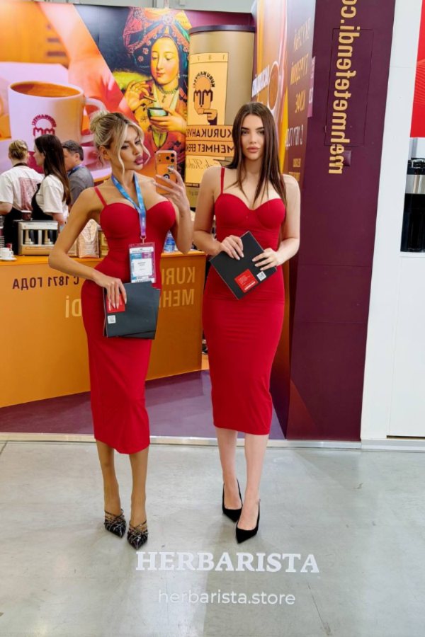 Модели на выставку в Москве